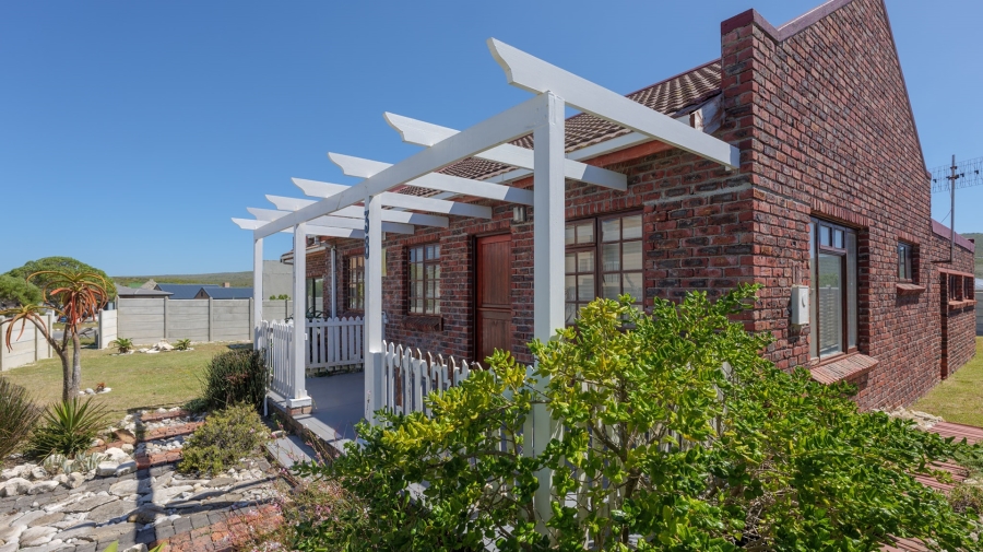 2 Bedroom Property for Sale in Agulhas Western Cape